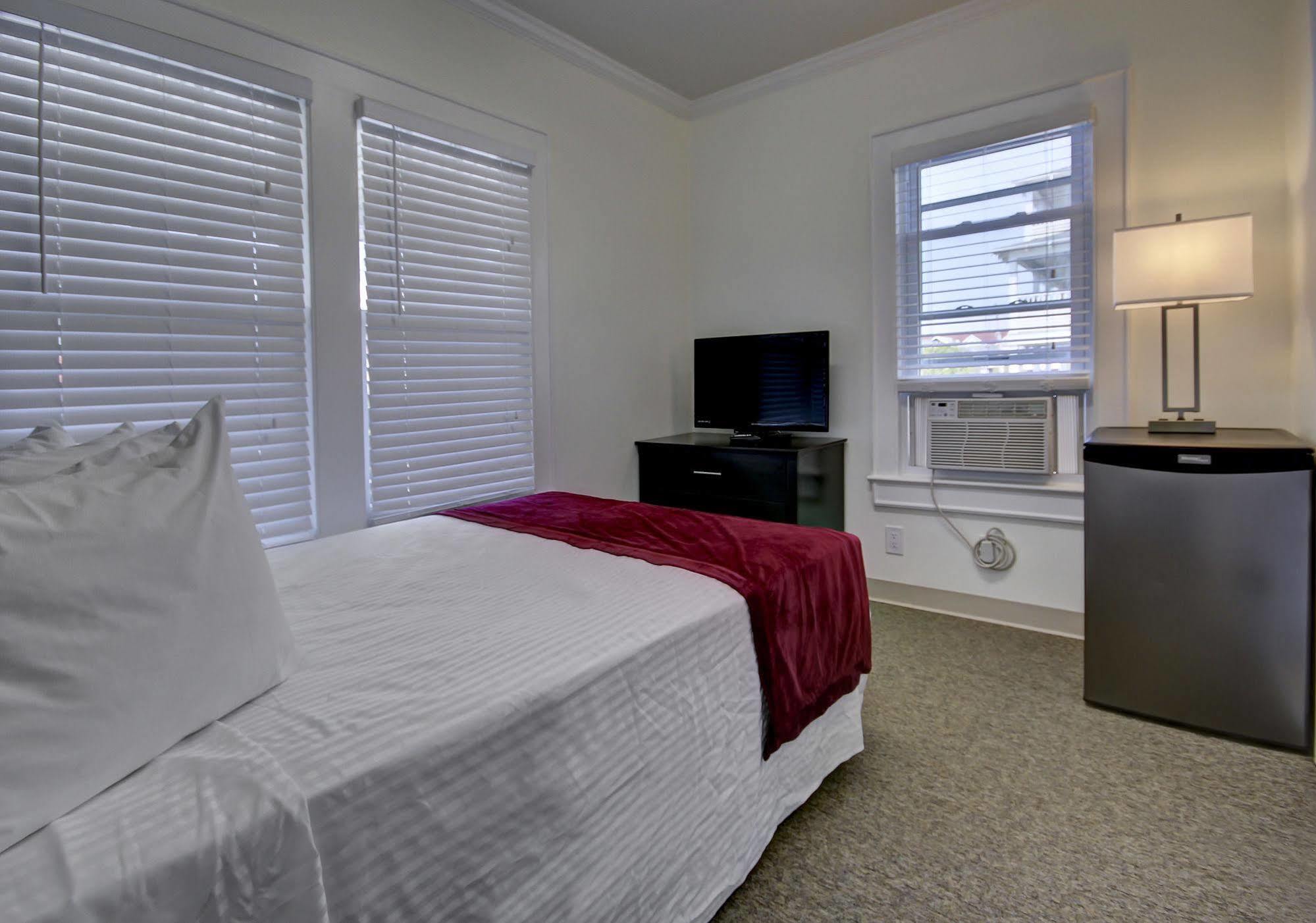 The Wellington Hotel & Suites Oceanblock Ocean City Exterior foto